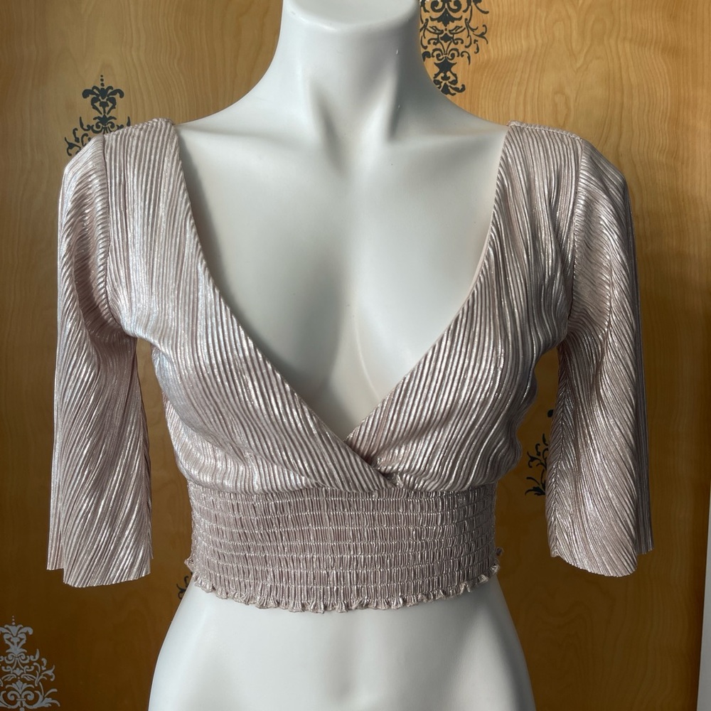 Vintage 2000s Y2K Rose Gold Ribbed Crop Top Ruched Hemline Half Sleeve Small